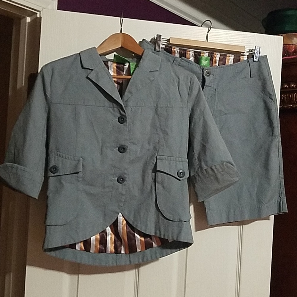 Industry Junior grey short suit set